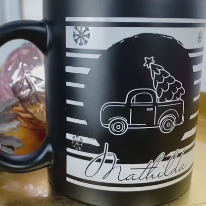 Personalisierte Tasse mit Weihnachtsmotiv | Keramikbecher | Keramiktasse | Becher mit Gravur | Weihnachtsgeschenk personalisiert
